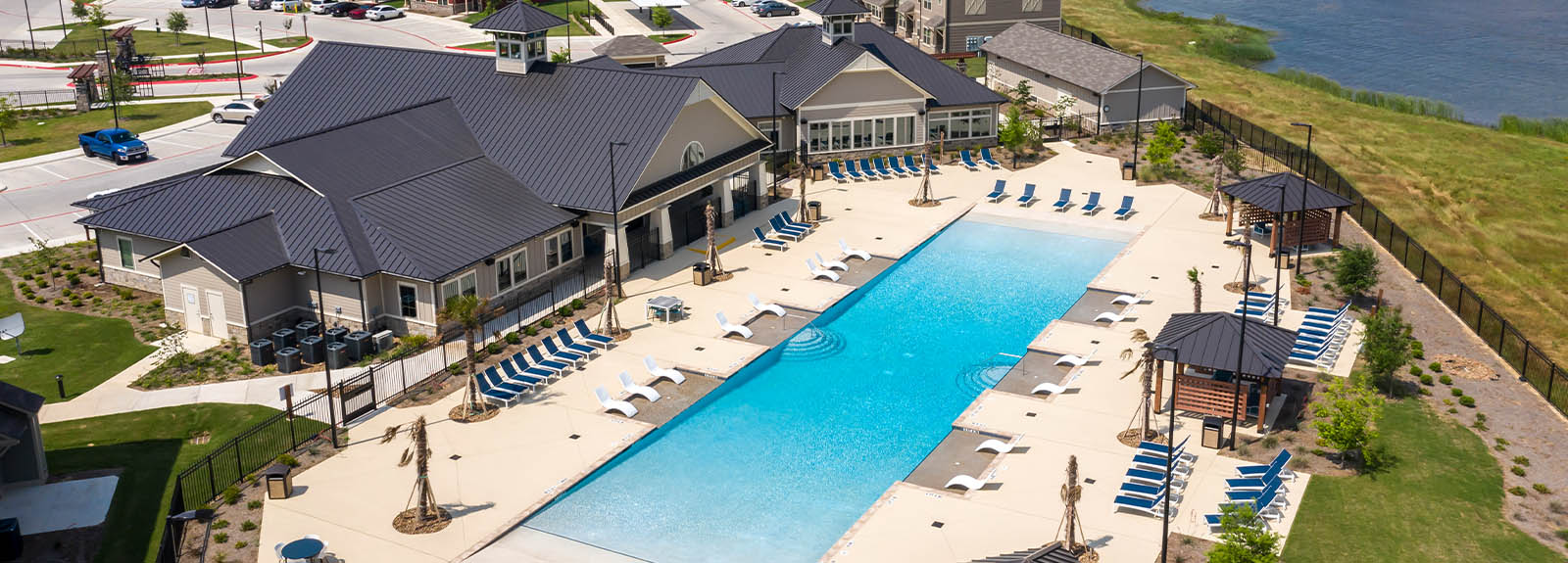 Off Campus UNT Apartment Amenities in Denton, TX