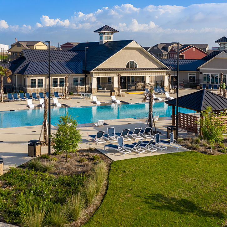 Off Campus Housing near UNT The Retreat at Denton